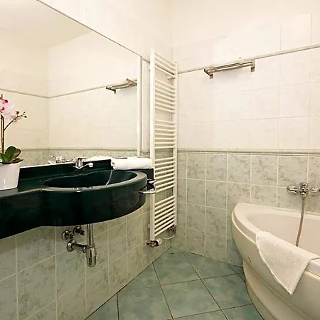 Prague Central Residence Appartamento *