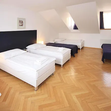 Prague Central Residence شقة