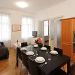 Prague Central Residence Apartamento *
