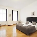Apartamento Prague Central Residence *